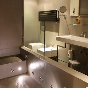 Piazza Del Gesu' Luxury Πανσιόν
